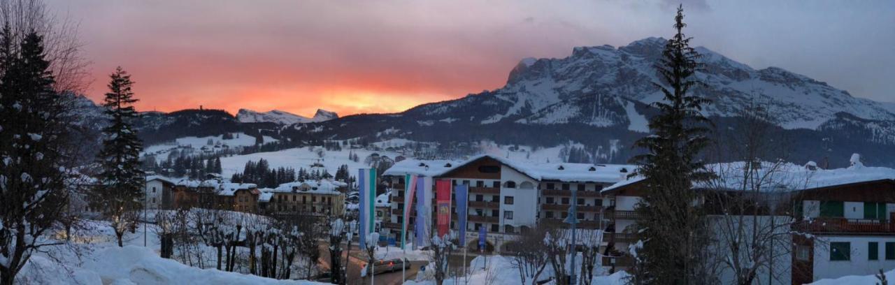 Luxury Panoramic 3Br Apt 2Min To Centre 5Min To Lifts Cortina d'Ampezzo Exterior photo